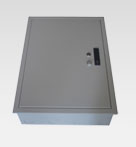 箱体采用优质不锈钢材料制成，表面静电粉末喷涂处理，室外防水型结构。
